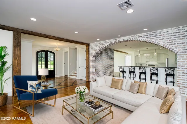 $575,000 | 9324 Forest Road, Abbeville, LA 70510