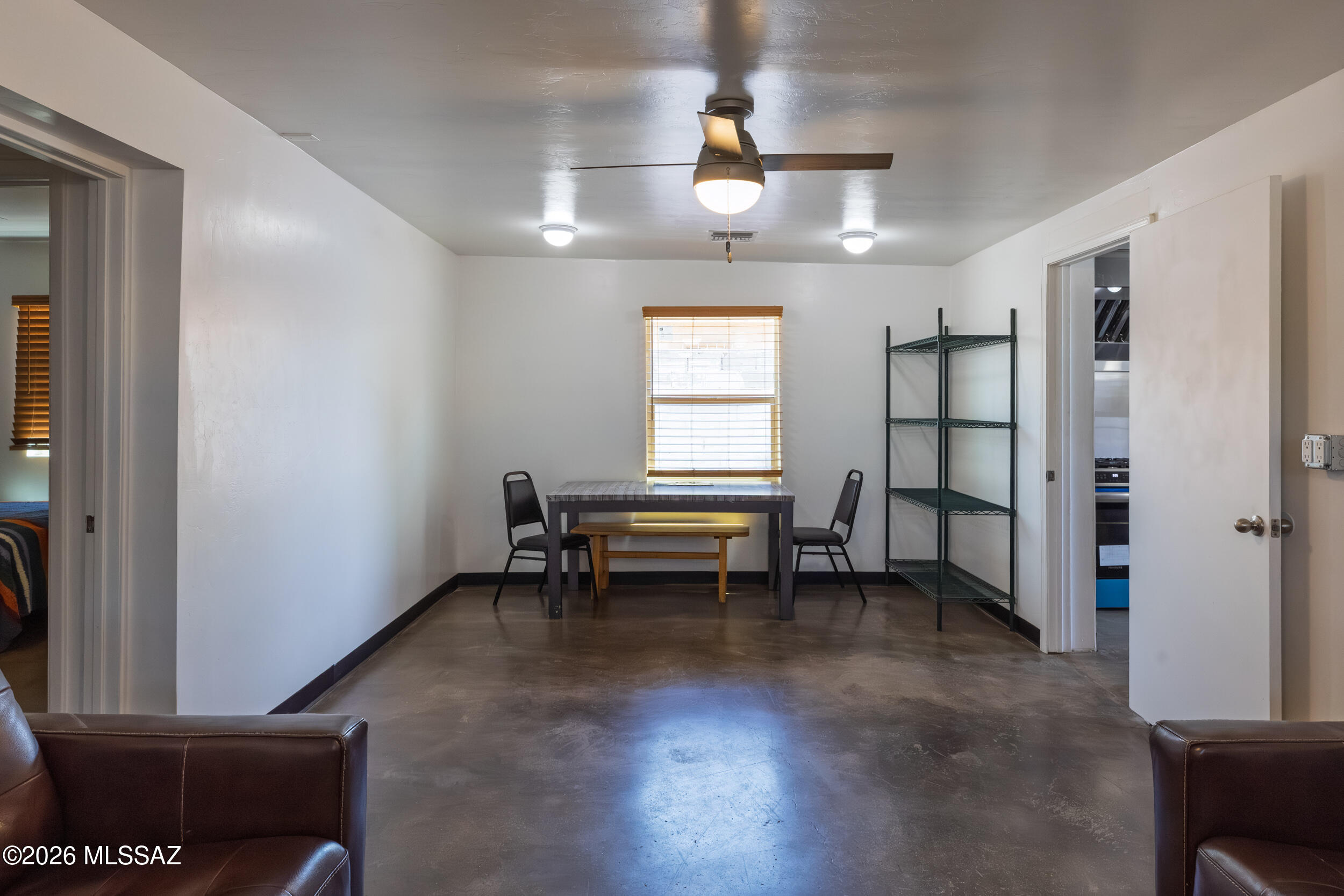 802 East Silverlake Road Tucson, AZ 85713 - Photo 35 of 46