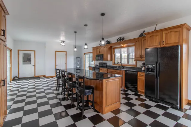 $875,000 | 1165 Vermont Rte 100, Newport Town, VT 05857