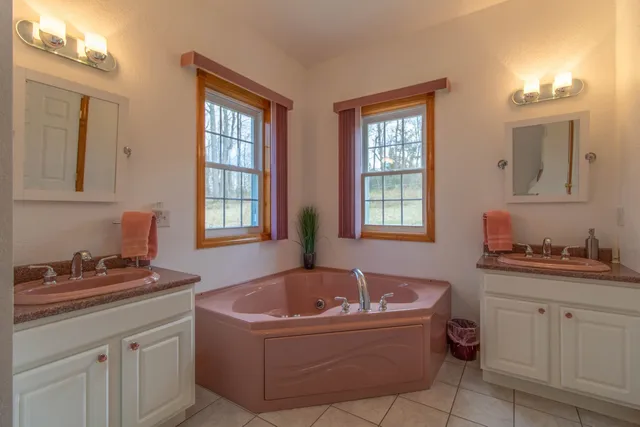 $875,000 | 1165 Vermont Rte 100, Newport Town, VT 05857