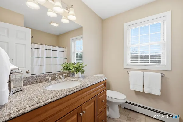 $539,900 | 555 Wall Street, Hebron, CT 06248