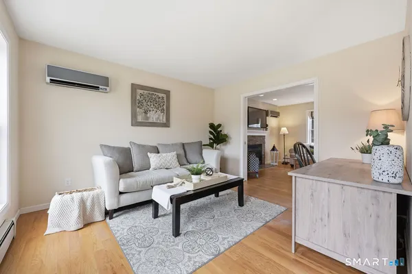 $539,900 | 555 Wall Street, Hebron, CT 06248