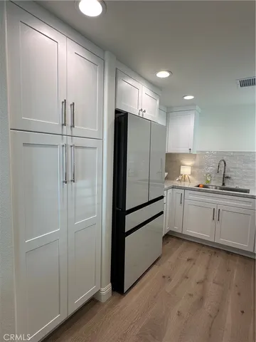 $9,000 | 608 Poinsettia Avenue, Unit B, Corona del Mar, CA 92625