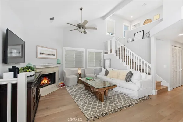 $9,000 | 608 Poinsettia Avenue, Unit B, Corona del Mar, CA 92625