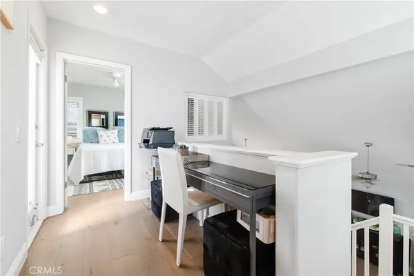 $9,000 | 608 Poinsettia Avenue, Unit B, Corona del Mar, CA 92625