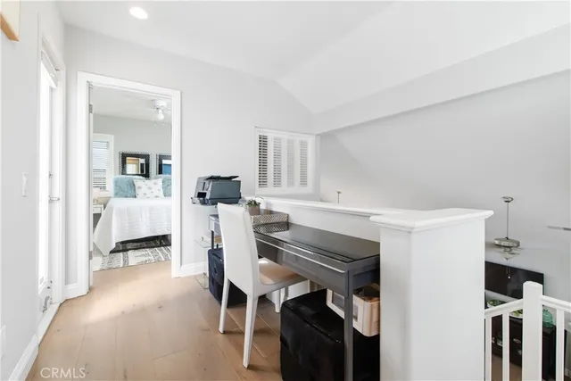 $9,000 | 608 Poinsettia Avenue, Unit B, Corona del Mar, CA 92625