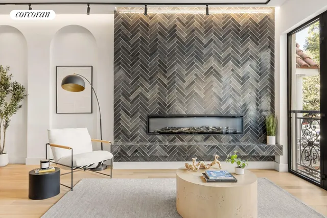 $2,495,000 | 24 Belvidere Street | Bushwick