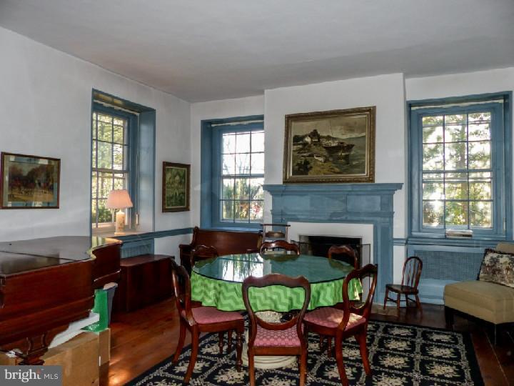 2409 Durham Road Buckingham, PA 18902 - Photo 5 of 15 Gallery Image 5