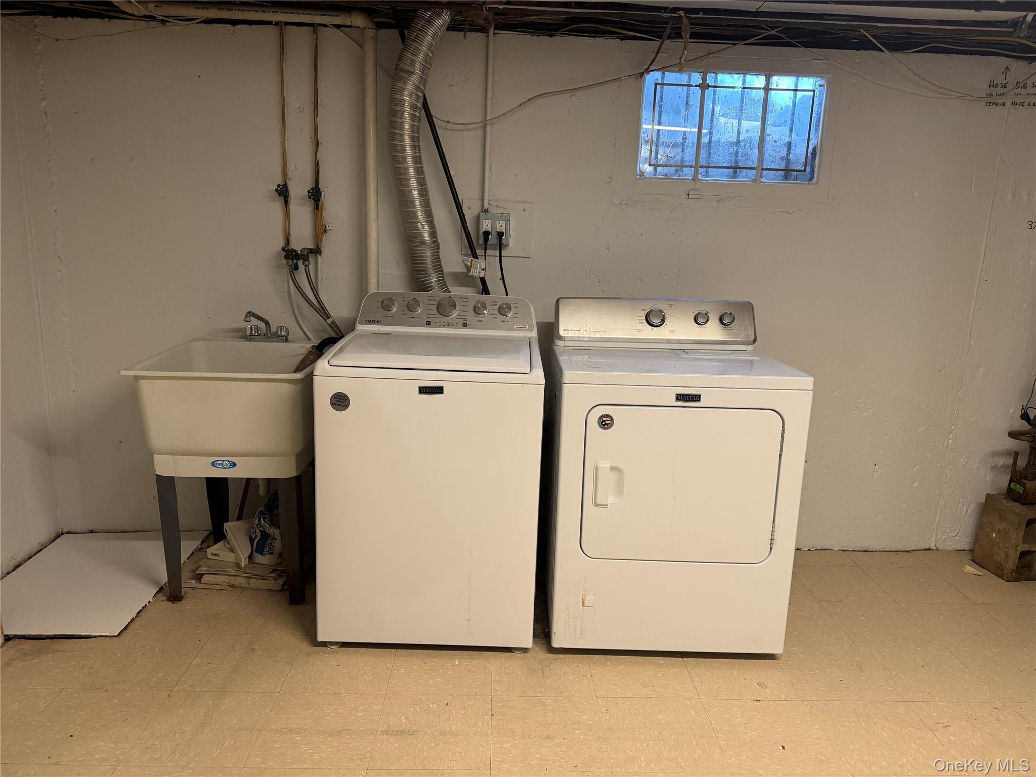 37 A South Norwood Road, Unit LEFT SIDE Port Washington, NY 11050 - Photo 20 of 20