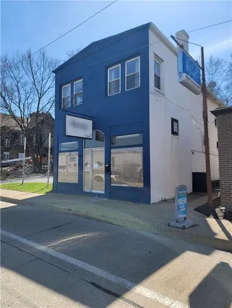 $1,800 | 1110 5th Avenue, Coraopolis, PA 15108