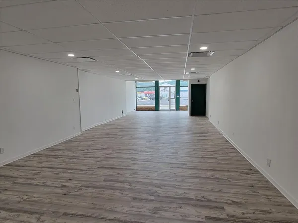 $1,800 | 1110 5th Avenue, Coraopolis, PA 15108