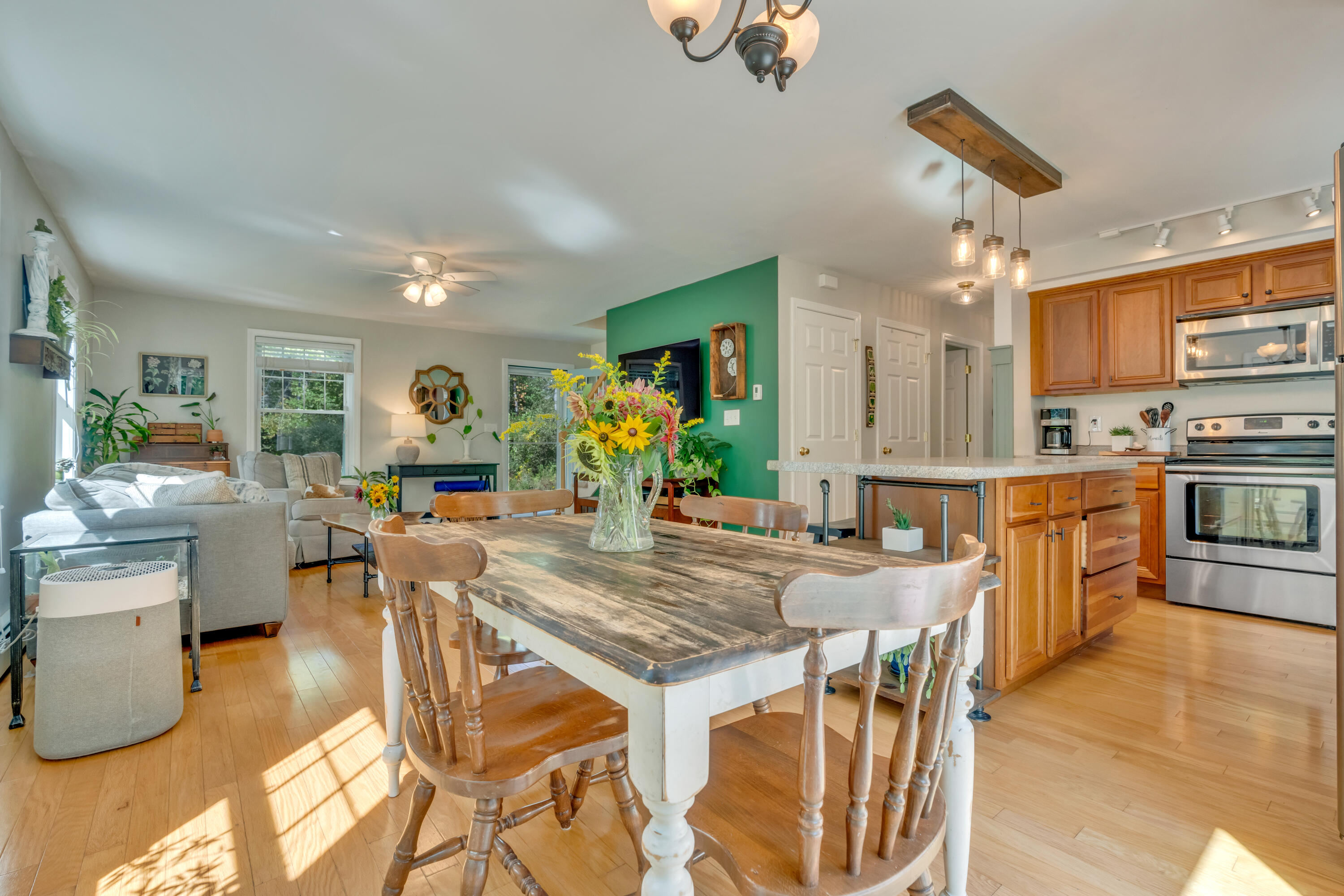 68 Fieldside Lane Wells, ME 04090 - Photo 6 of 36 _DSC2384