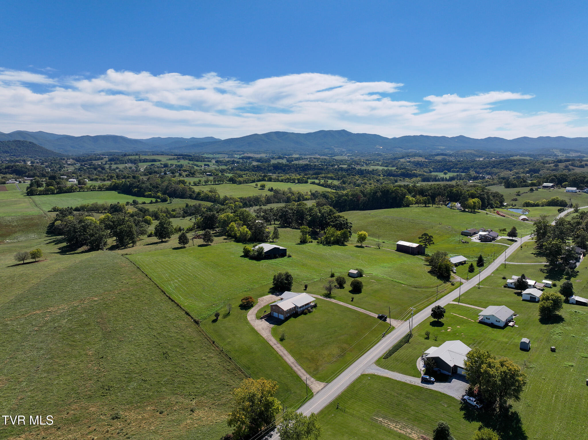575 West Allens Bridge Road Greeneville, TN 37743 - Photo 46 of 70 DJI_20261005143446_0945_D
