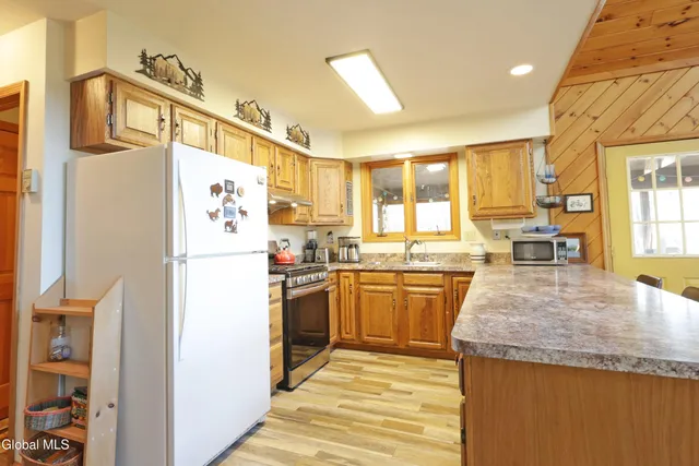 $729,000 | 105 Pine Lane, Horicon, NY 12808