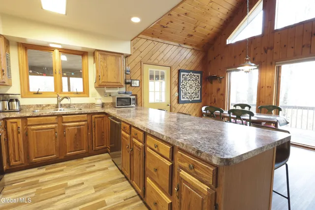 $729,000 | 105 Pine Lane, Horicon, NY 12808