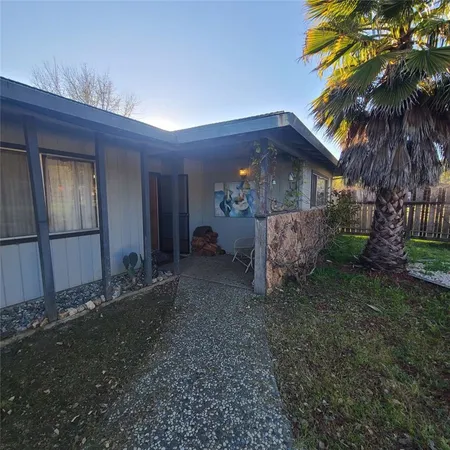 $189,900 | 13369 Marina Village, Clearlake Oaks, CA 95423