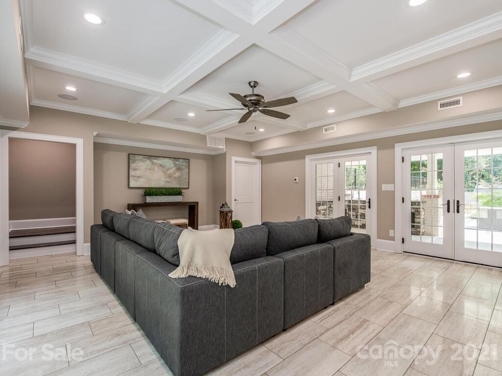 5923 Sharon View Road Charlotte, NC 28226 - Photo 25 of 44 a living room with furniture and a view of kitchen