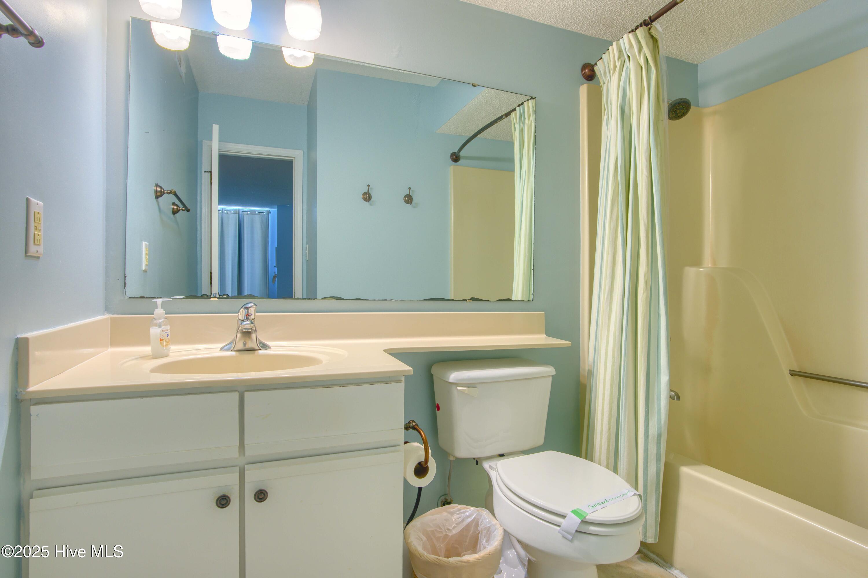 2000 New River Inlet Road, Unit 3303 North Topsail Beach, NC 28460 - Photo 21 of 28 3303 St. Regis - Interior - Edited