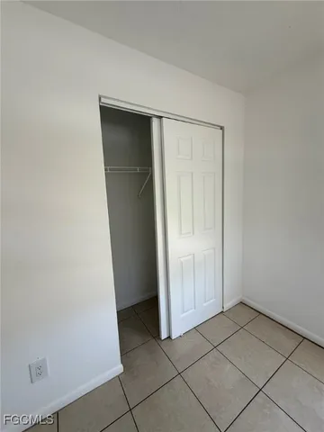 $1,250 | 11431 Char Ann Drive, Unit 5, Fort Myers, FL 33908