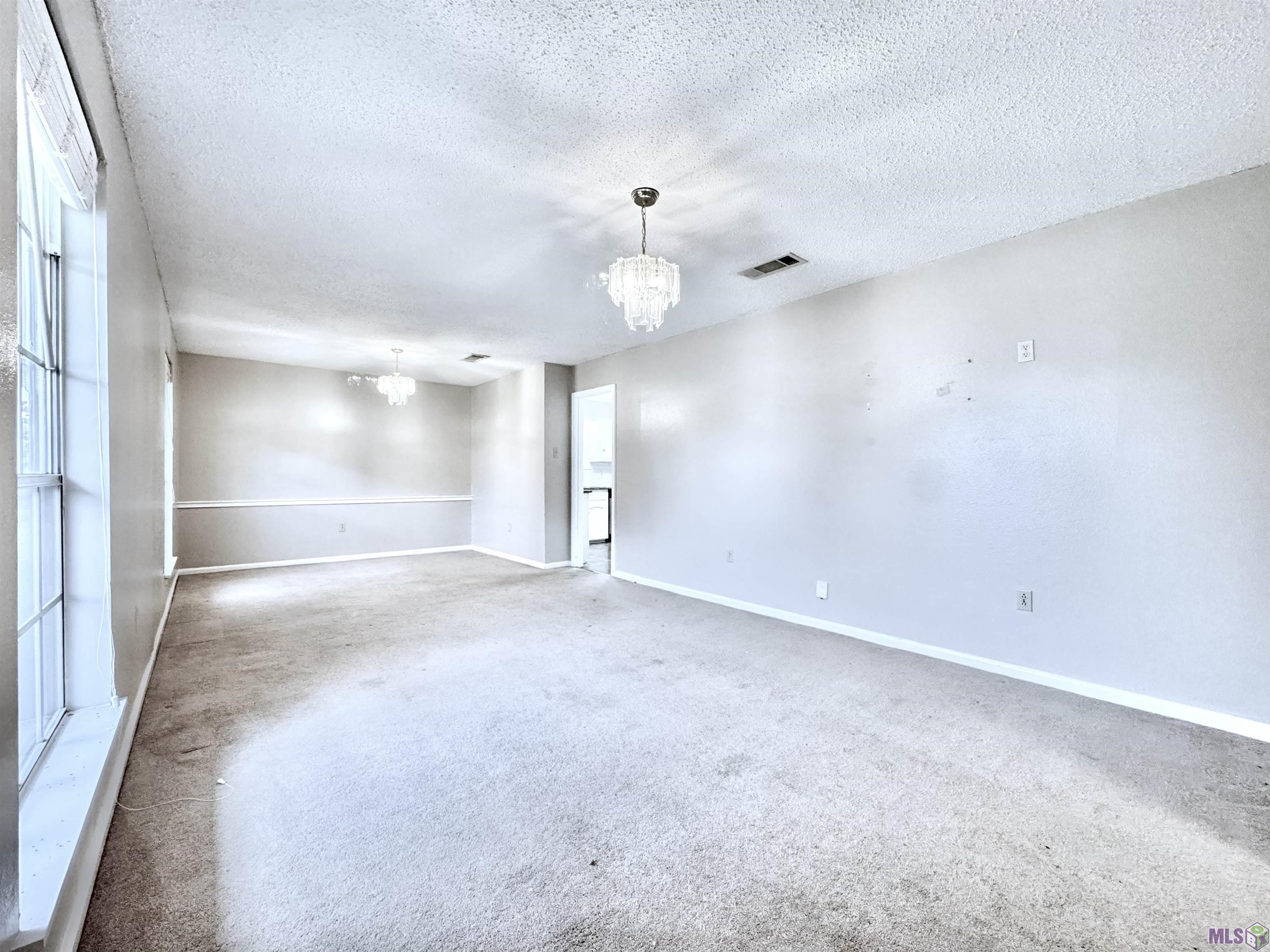 4738 Woodlyn Drive Baton Rouge, LA 70816 - Photo 11 of 34