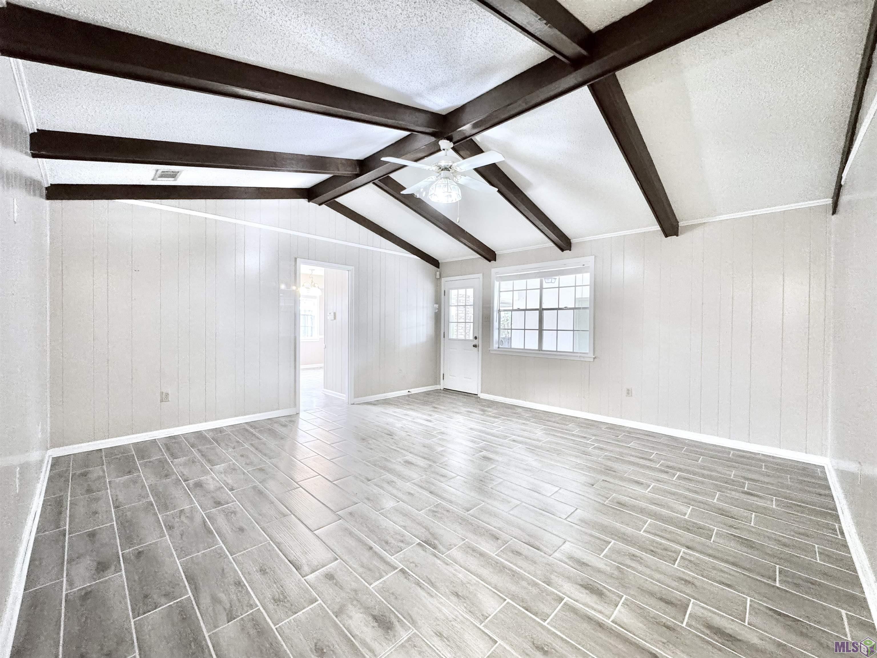 4738 Woodlyn Drive Baton Rouge, LA 70816 - Photo 2 of 34