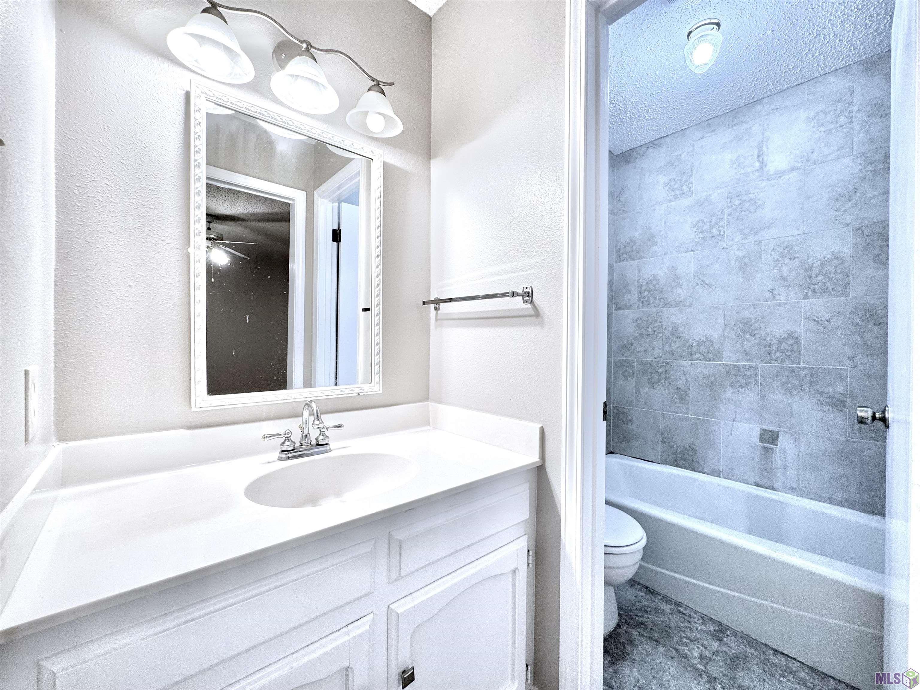 4738 Woodlyn Drive Baton Rouge, LA 70816 - Photo 24 of 34