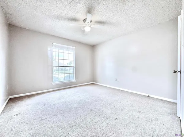 $1,800 | 4738 Woodlyn Drive, Baton Rouge, LA 70816