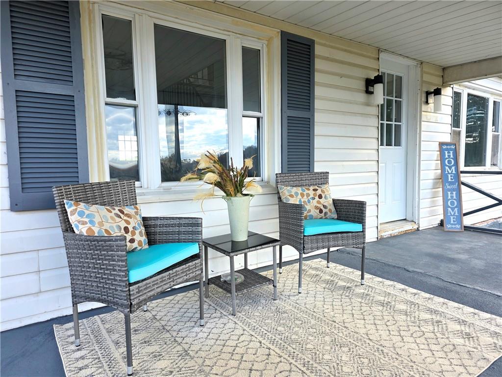 84 Crossridge Road Charleroi, PA 15022 - Photo 9 of 35 a outdoor living space with furniture