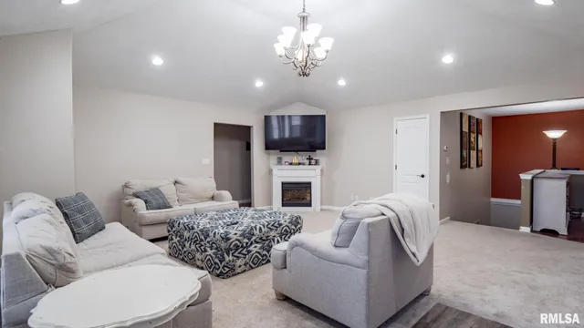 $480,000 | 7512 Southway Court, Payson, IL 62360