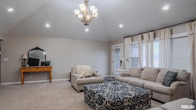 $480,000 | 7512 Southway Court, Payson, IL 62360