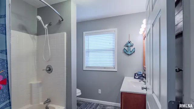 $495,000 | 7512 Southway Court, Payson, IL 62360