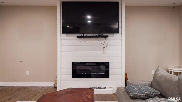 $495,000 | 7512 Southway Court, Payson, IL 62360