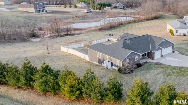 $480,000 | 7512 Southway Court, Payson, IL 62360