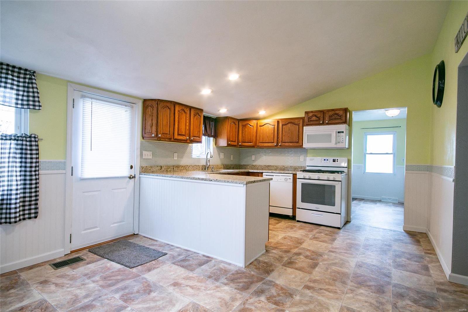 623 Morrison Avenue Waterloo, IL 62298 - Photo 12 of 47 Gallery Image 12