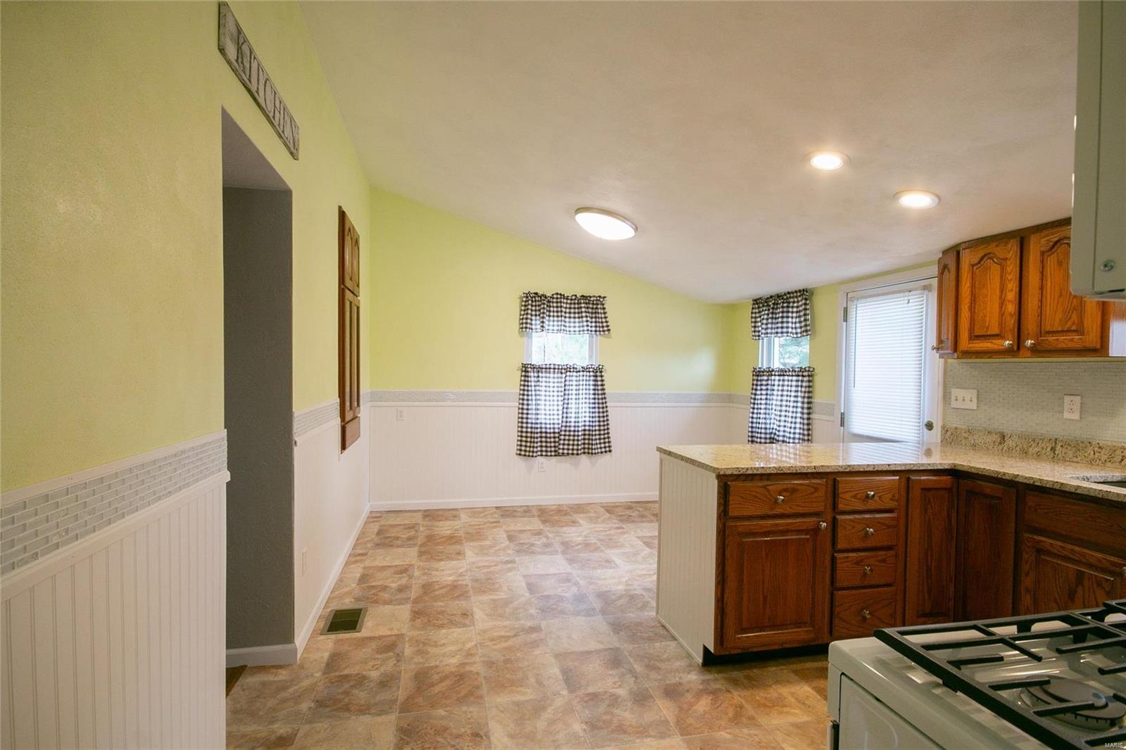 623 Morrison Avenue Waterloo, IL 62298 - Photo 19 of 47 Gallery Image 19