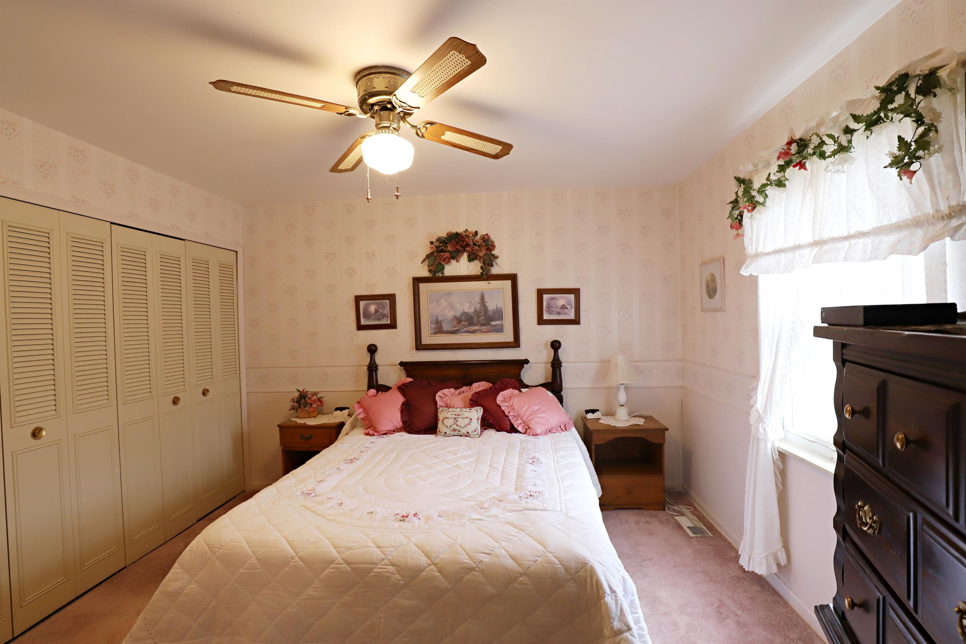 1261 North Morrish Road Flint, MI 48532 - Photo 20 of 33 50133516-f0a0931b-1ee2-45f2-bf2e-1ae0dab82a02.JPG