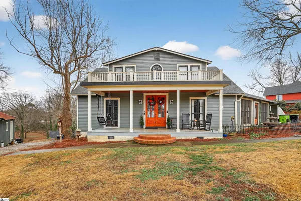 $527,900 | 200 East Greenwood Street, Landrum, SC 29356