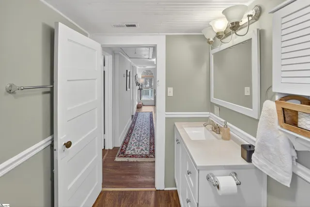 $569,900 | 200 East Greenwood Street, Landrum, SC 29356