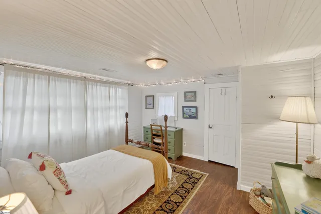 $569,900 | 200 East Greenwood Street, Landrum, SC 29356