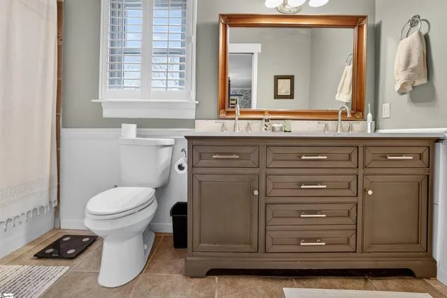 $569,900 | 200 East Greenwood Street, Landrum, SC 29356