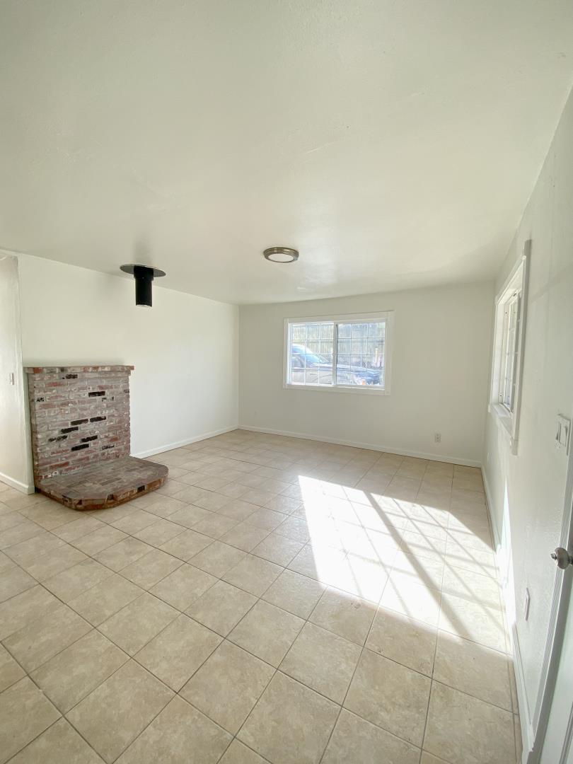 155 Johnson Road Watsonville, CA 95076 - Photo 3 of 18 Gallery Image 3