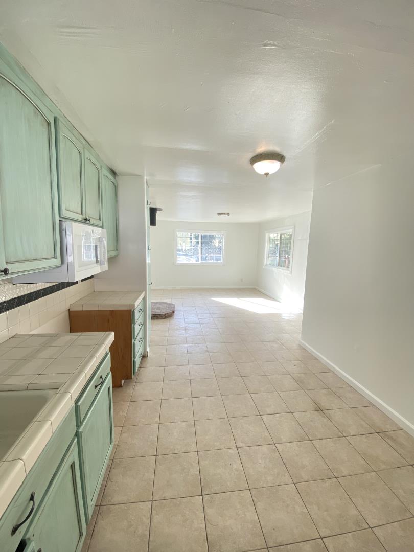 155 Johnson Road Watsonville, CA 95076 - Photo 7 of 18 Gallery Image 7