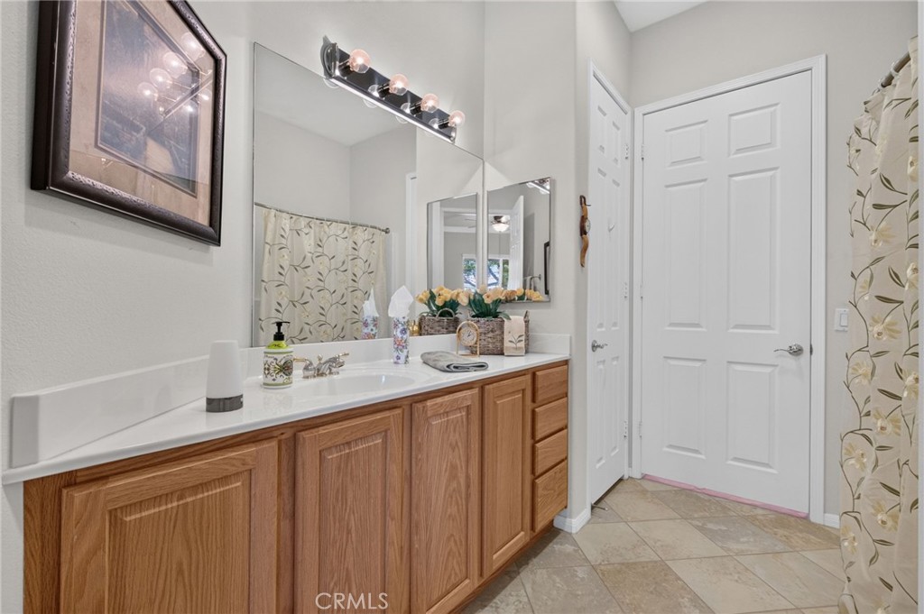 1727 Brittney Road Beaumont, CA 92223 - Photo 28 of 54 Hallway bathroom (enter from either second bedroom or hallway)