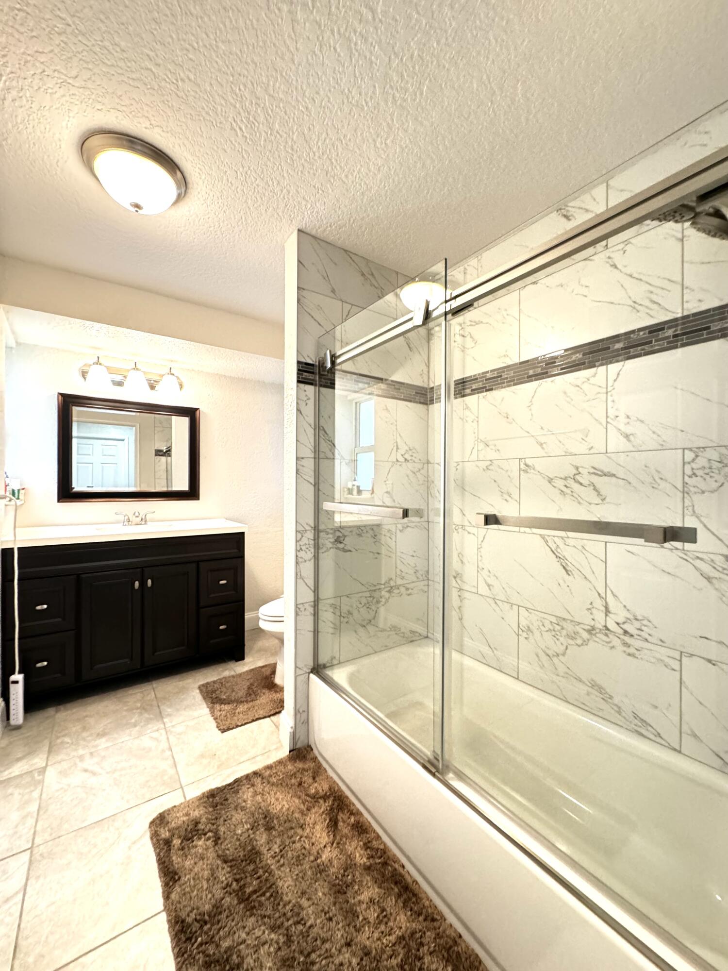 116 Park Road North Royal Palm Beach, FL 33411 - Photo 16 of 20 2nd bath
