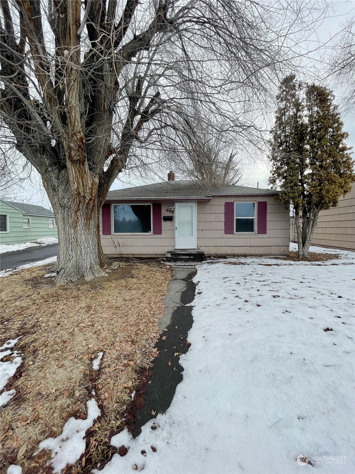 349 West Ridge Road Moses Lake, WA 98837 - Photo 2 of 12 Gallery Image 2