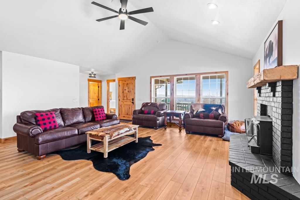 2132 Corral Road Emmett, ID 83617 - Photo 10 of 48