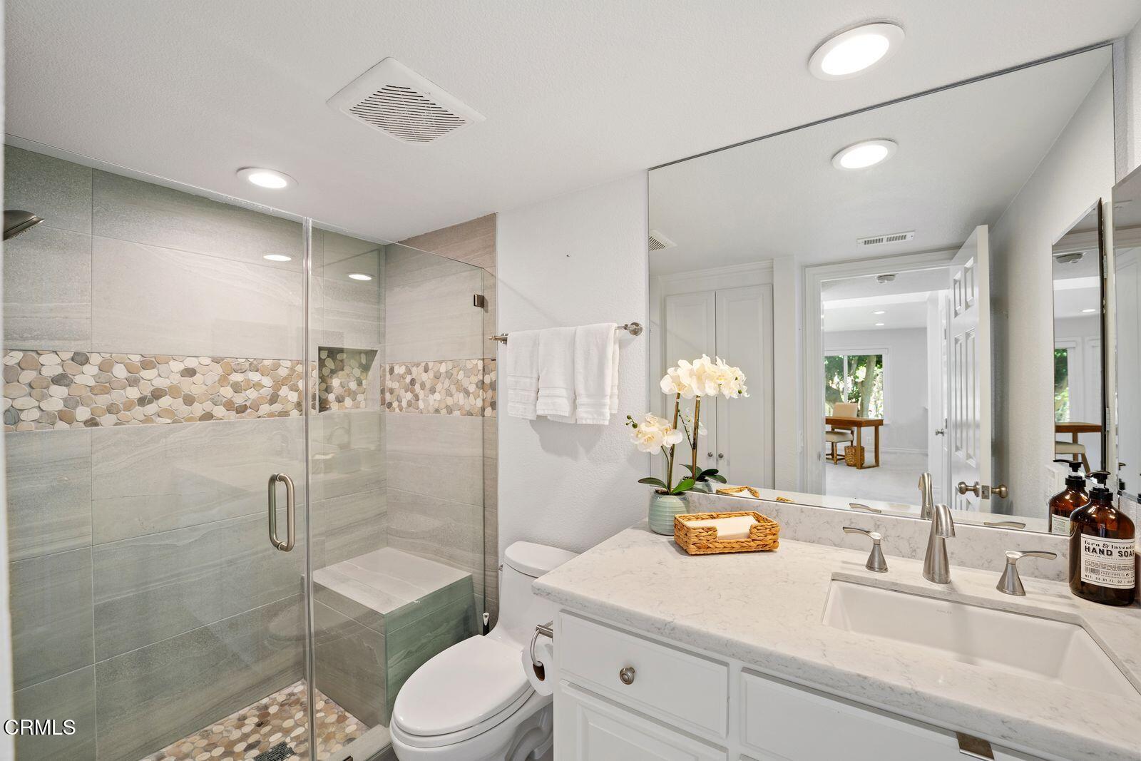 1941 Majorca Drive Oxnard, CA 93035 - Photo 14 of 39 guest bath