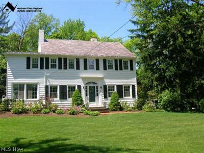 1712 Sheridan Road Cleveland, OH 44121 - Photo 1 of 1 Gallery Image 1