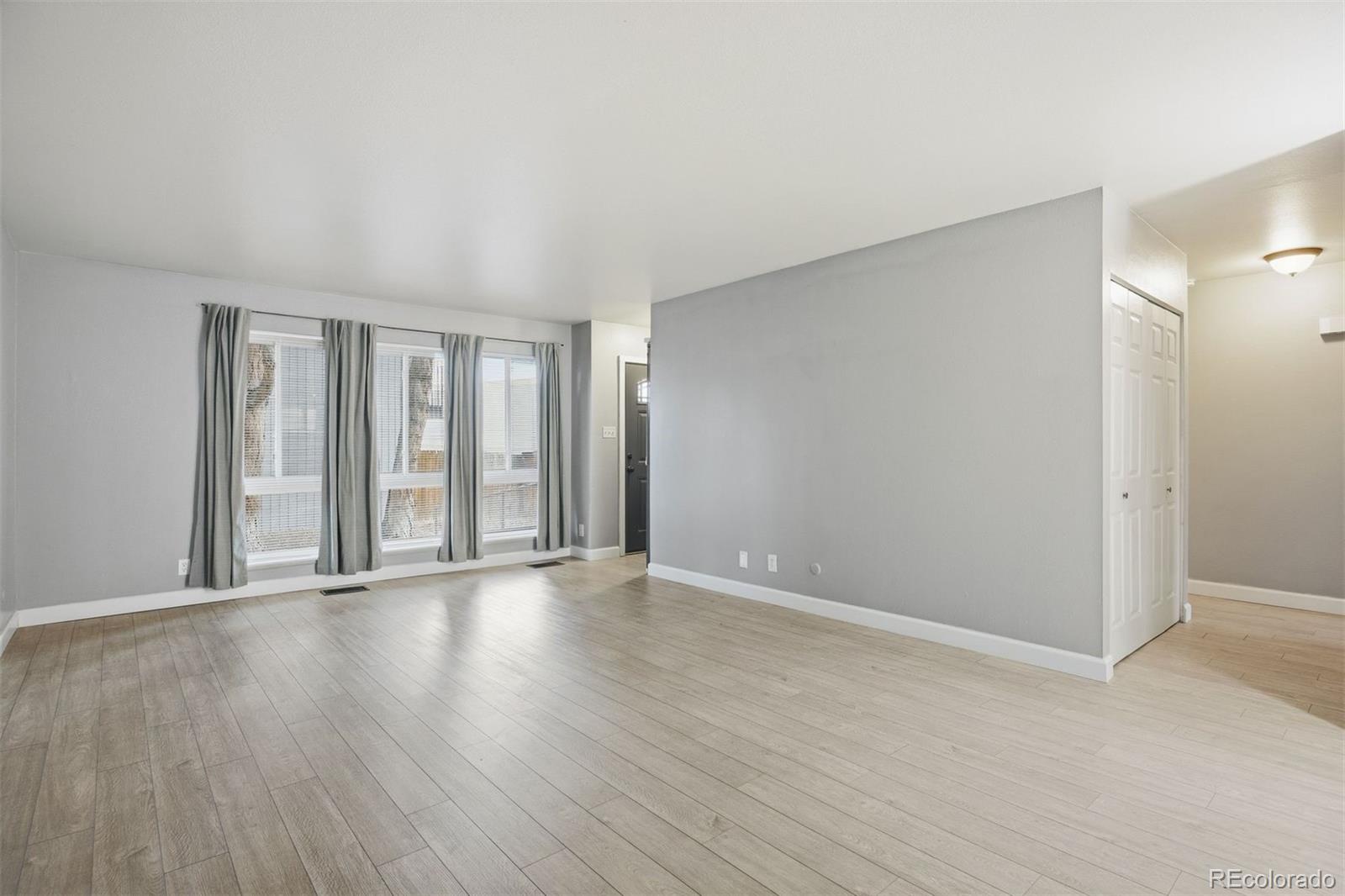 6495 East Happy Canyon Road, Unit 30 Denver, CO 80237 - Photo 3 of 28