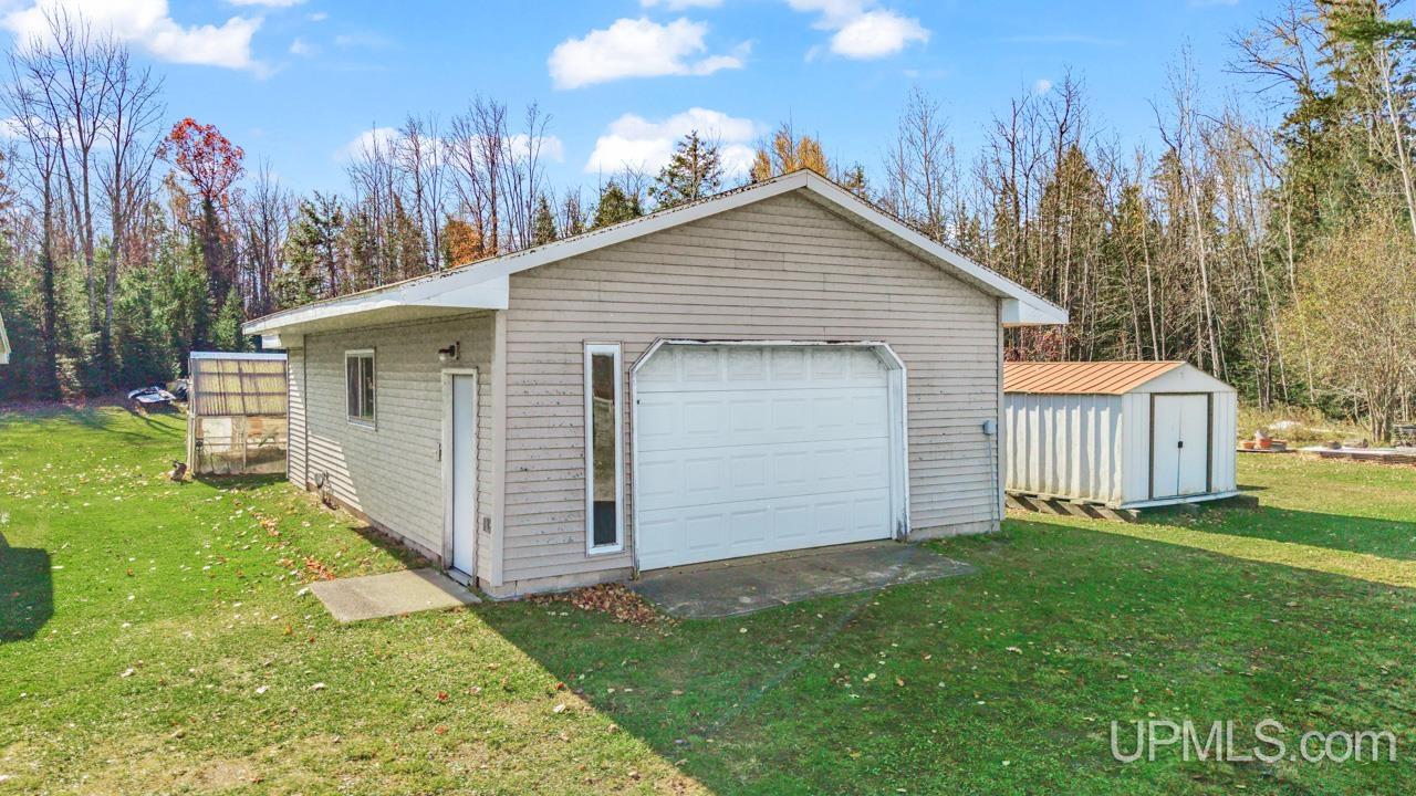W6315 Chapman Road Niagara, WI 54151 - Photo 24 of 38